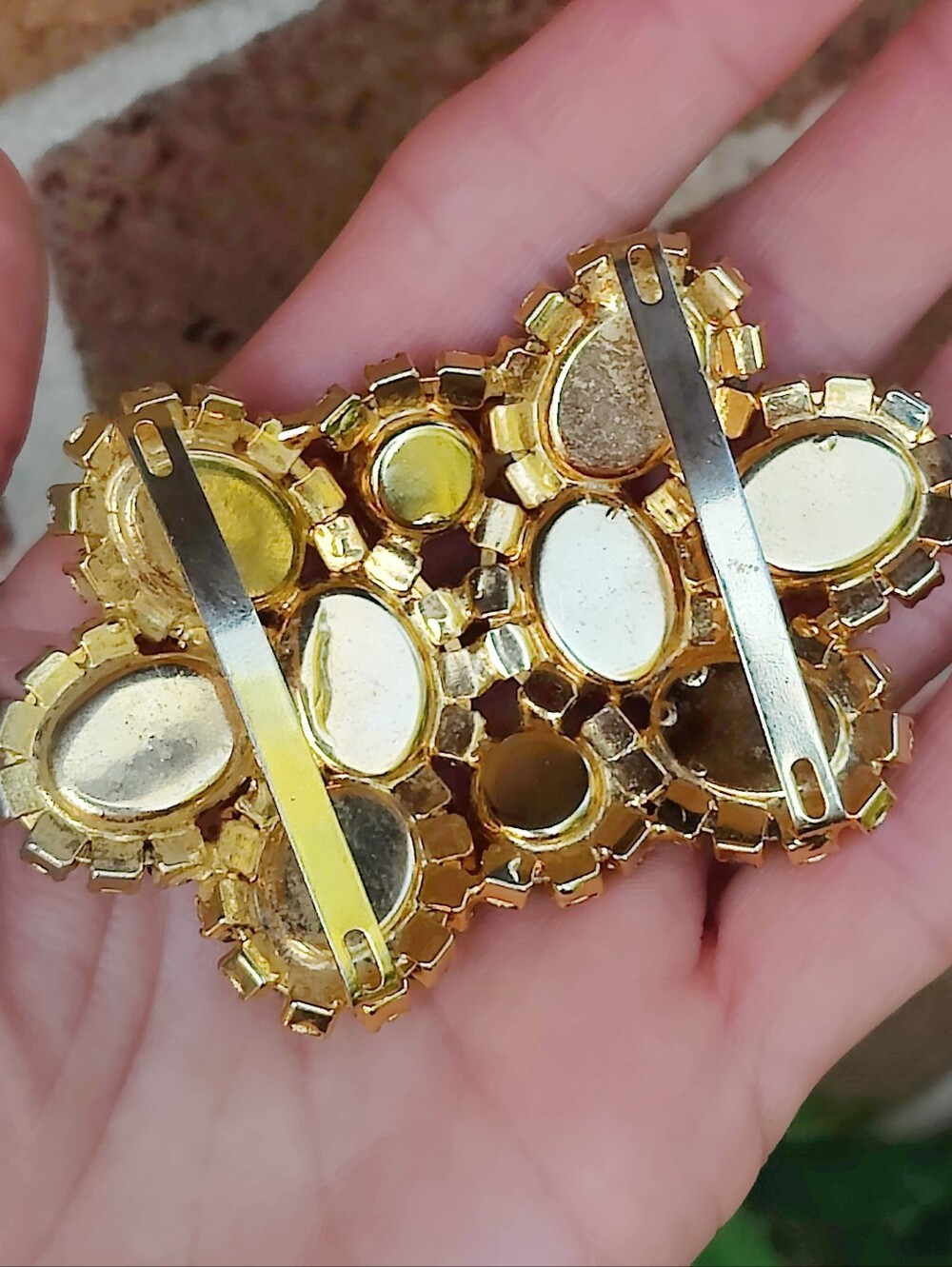 Huge Vintage Yellow Vaseline Glass Belt Buckle - Picture 7 of 7